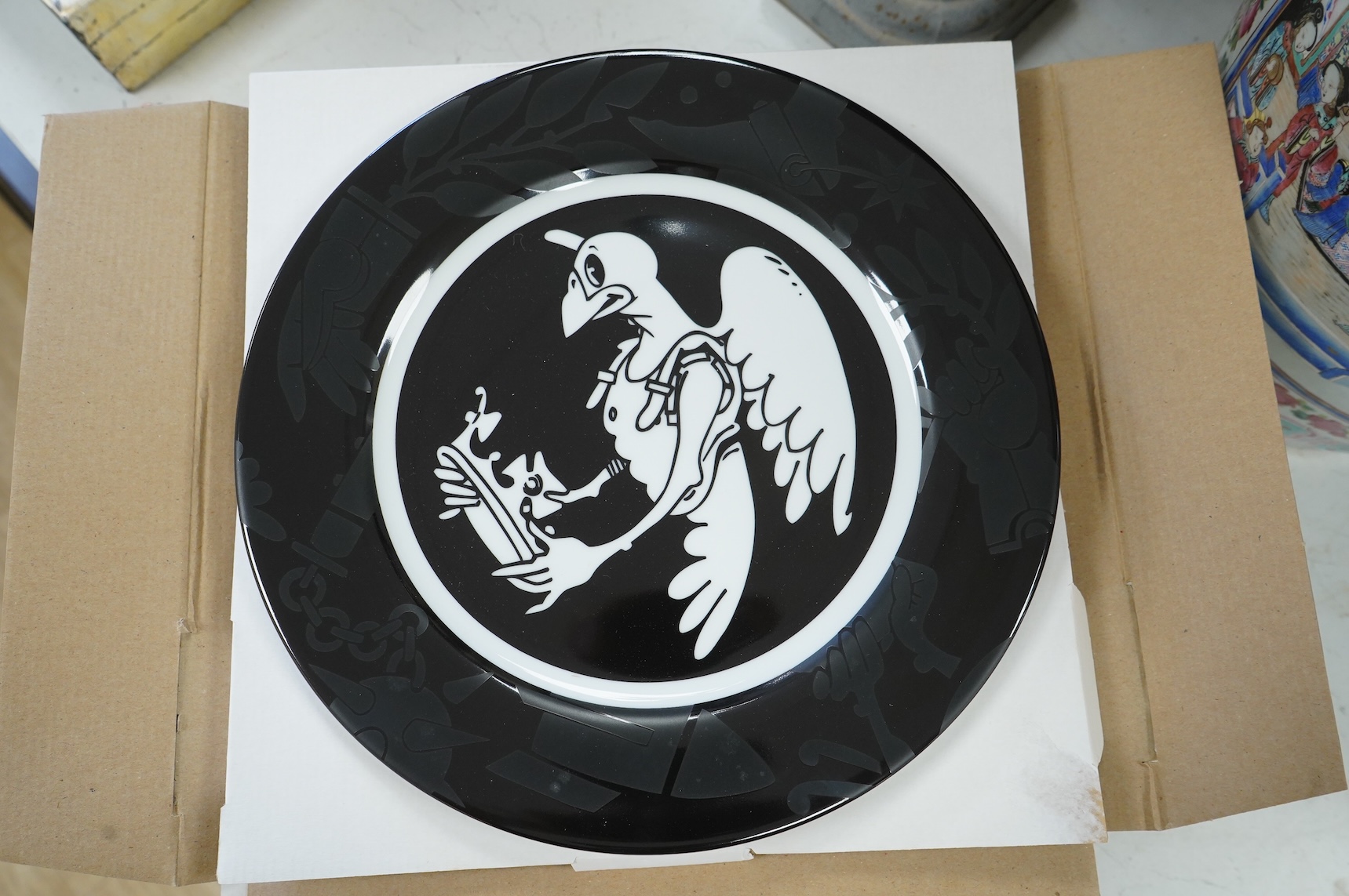 Nilsson es Chiglieu, a set of six warbirds design plates, 30cm